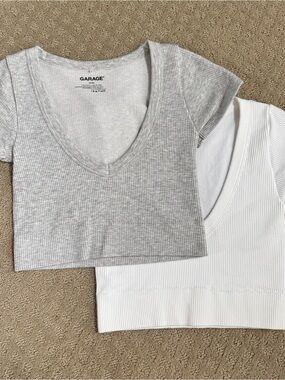 Garage Ribbed V-Neck Crop Top Set — Light Grey & White — New without tags